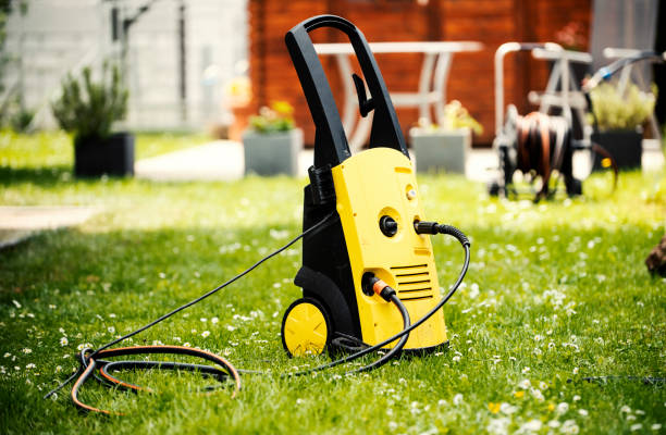 Best Animal Enclosure Cleaning  in Woodmoor, CO